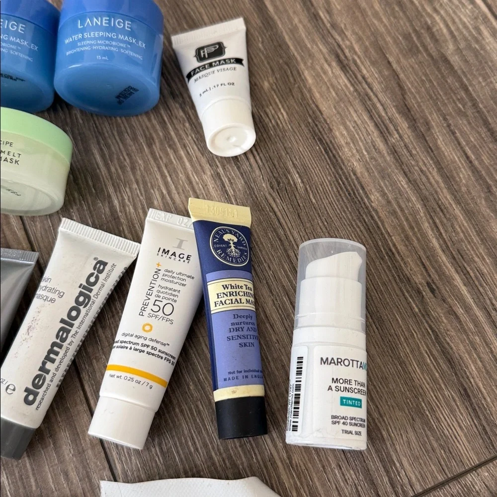 Mask, moisturizer & sunscreen sample bundle